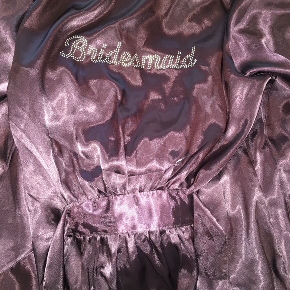 Bridesmaid size small silky monogrammed robe - Picture 5 of 5